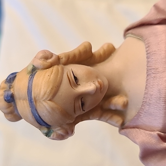 Bisque doll - Picture 2 of 5